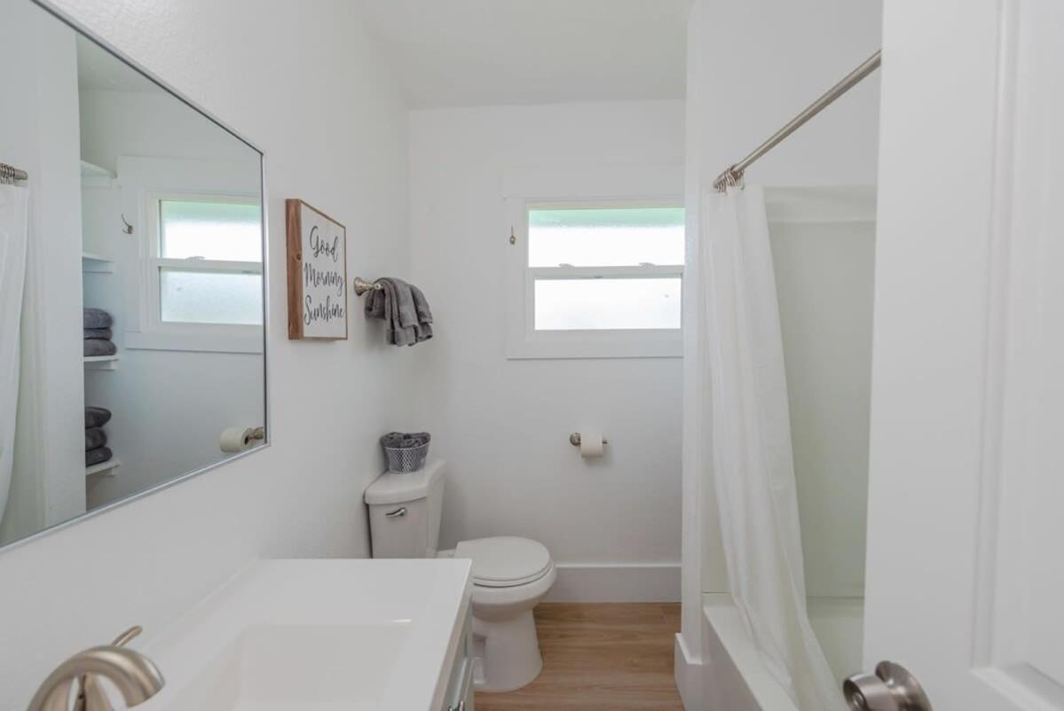 #Stayinmydistrict Coos Bay Cypress Cottage Εξωτερικό φωτογραφία