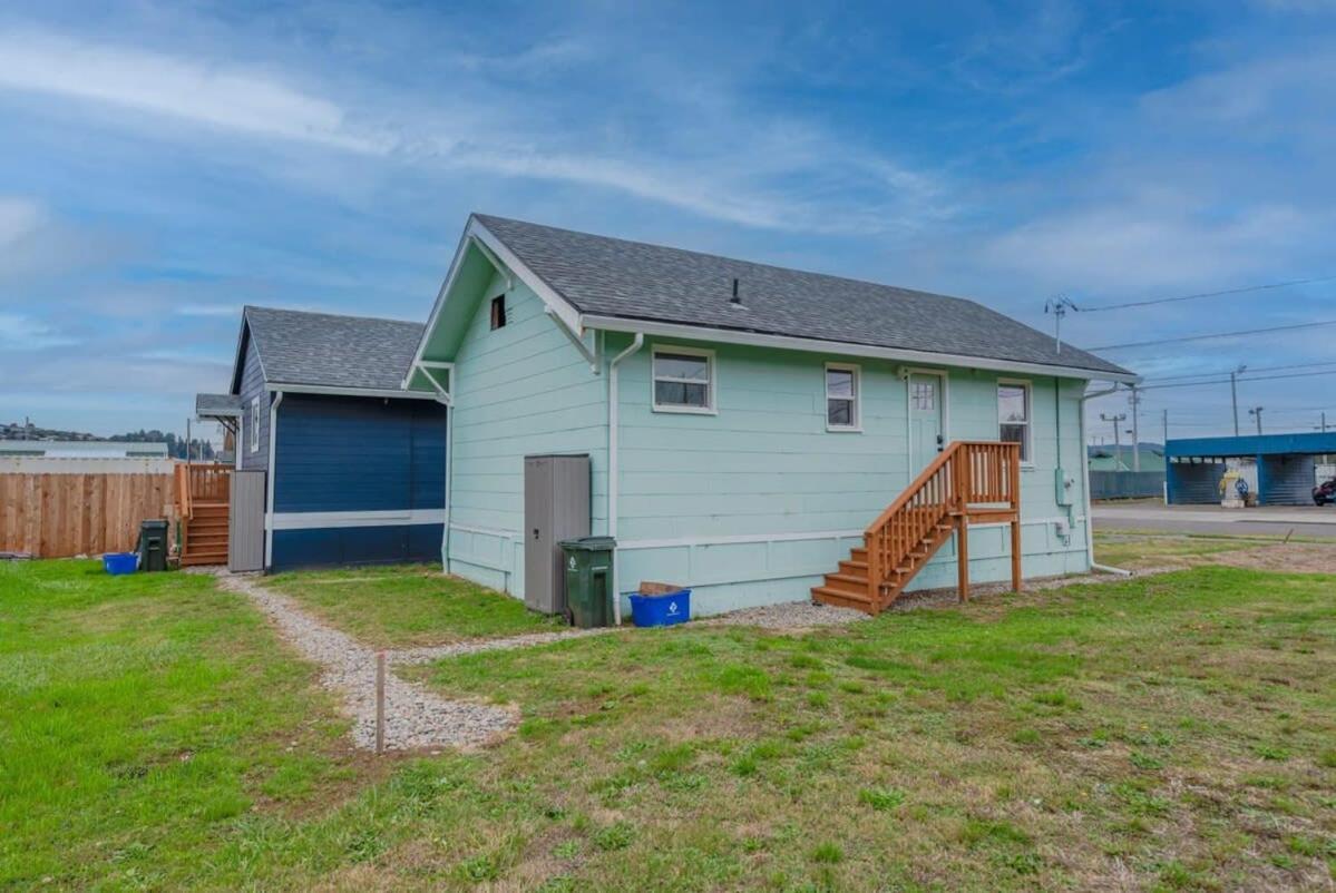 #Stayinmydistrict Coos Bay Cypress Cottage Εξωτερικό φωτογραφία