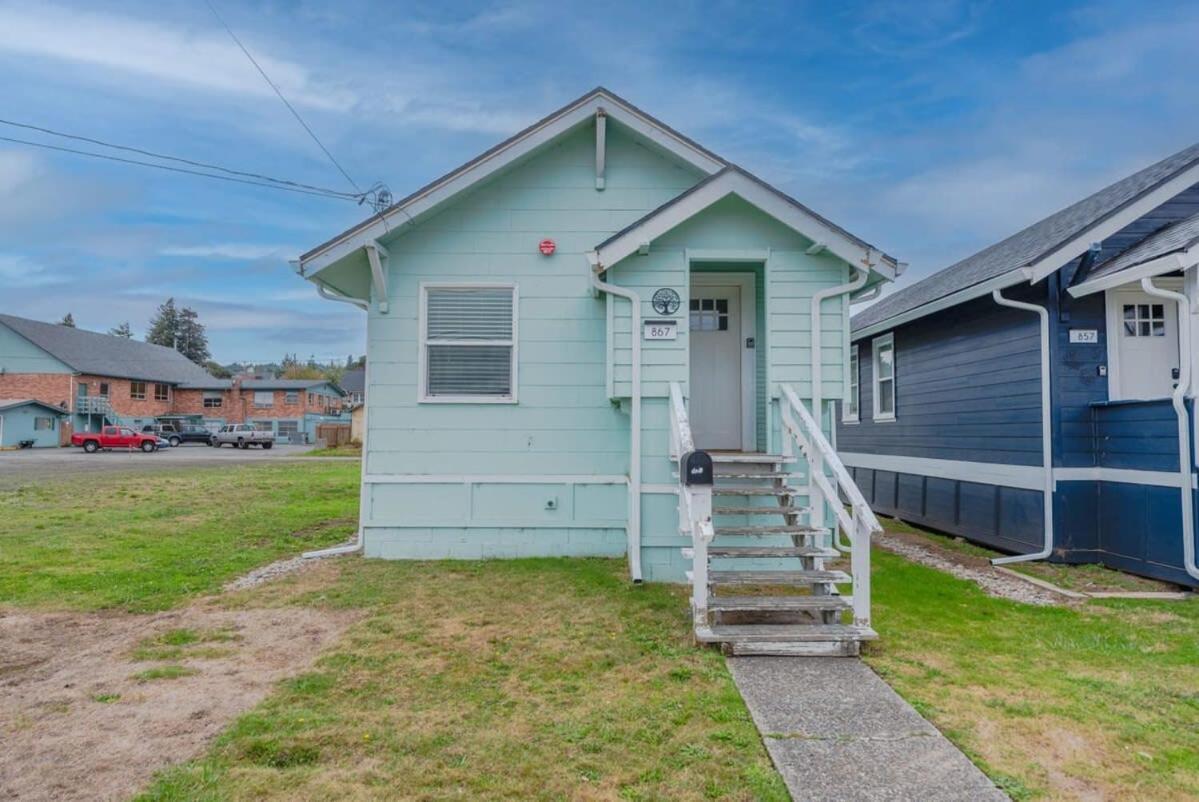 #Stayinmydistrict Coos Bay Cypress Cottage Εξωτερικό φωτογραφία